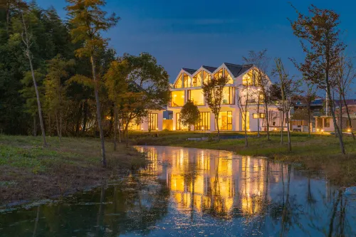Floral Hotel· Shanghai Jiuxiang hotel (Chongming Forest Park store) - Villaer
