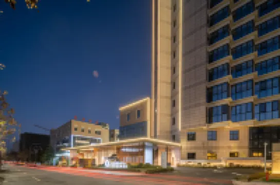 Anji Greenland The QUBE Hotel