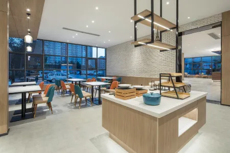 HanTing Hotel (Lianshui Yanhuang Avenue)