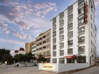 Jianfengling Longmuwan Haiyi Hotel Hotels in Ledong