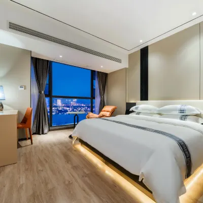 The Bund Heyun Theme Hotel (Dingsheng International Wanda Plaza) Hotels near Guanyin Lake Scenic Area