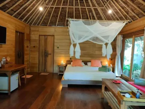 วิลล่าริมน้ำ พร้อมสระว่ายน้ำส่วนตัวและสปาเฮาส์ วิวพระอาทิตย์ตก