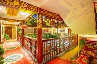 Yunmu Yayuan (Chuxiong Yi Ancient Town High Speed Railway Station)