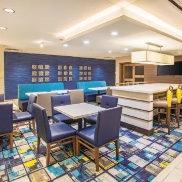 La Quinta Inn & Suites by Wyndham Duluth