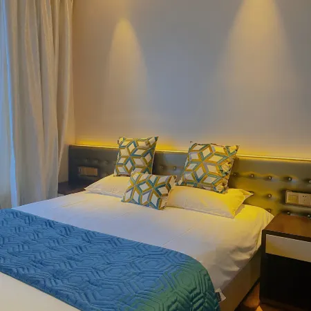 Hebo Homestay (Suzhou Jinji Lake Expo Center)