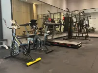 Shengzhou Qinman Hotel (Wuyue Plaza International Convention and Exhibition Center) - Gym
