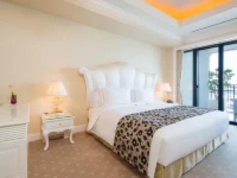 โรงแรมลา สวีท โกเบ ฮาร์เบอร์แลนด์ โรงแรมในโกเบ