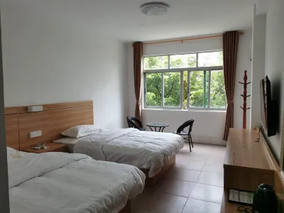 Yayuan Hotel (Qinzhou Zizhulu)