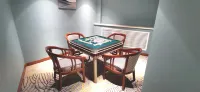 Yining Yili Huacheng Grand Hotel (People's Square)