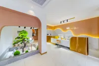Fiya Light ·Meisu(Rongcheng District Jinxianmen Gate Tower Store) Hotel dekat Jieyang Zhifa Wharf