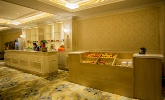 Xincai Oriental Dynasty Hot Spring Hotel
