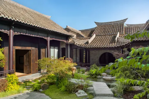Blossom Manoir Xuzhou - Romantic