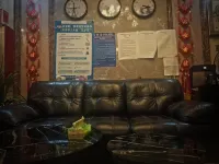 Warm Hotel (Santazhen Guyan Street Branch)