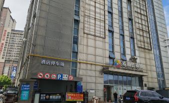 Hongyuan Hotel (Liuhe Changjiang Road)