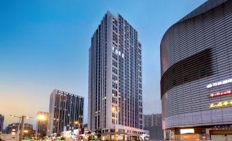 Manju Hotel (Harbin West Railway Station Wanda)