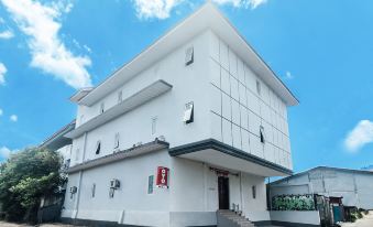 OYO Homes 91094 Desa Wisata Banyuatis