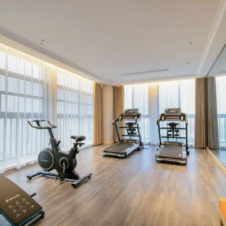 Vienna Hotel (Rongjian Building, He County, Ma on Shan)