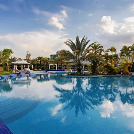 Castle Bayview Resort & Spa