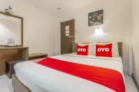 OYO 1096 Winner Inn Hotel Hotel in zona Porta Chiang Mai