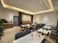 7 Continents Business Tourism Hotel
