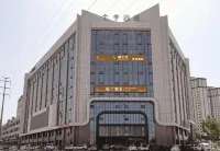 Magic Workshop E-sports Hotel