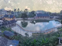 Sister Flower Inn Hotels in Fugong