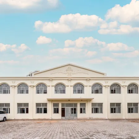 Mr. A's Homestay (Shenmu City Bus Station Binhe Avenue)