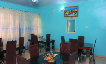 Emrosy Hotels and Suites