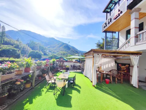 Anji Guyun Homestay - balcón