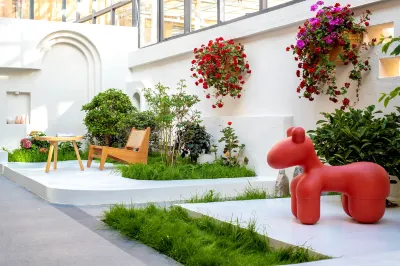 Jingyue Luxurious Homestay