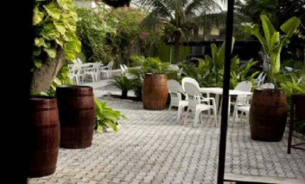 The Winehouse - Housity