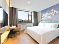 Magnotel Hotel (Changchun Zhongri Lianyi Hospital Saide Square) Hotels in Zhongdong Market