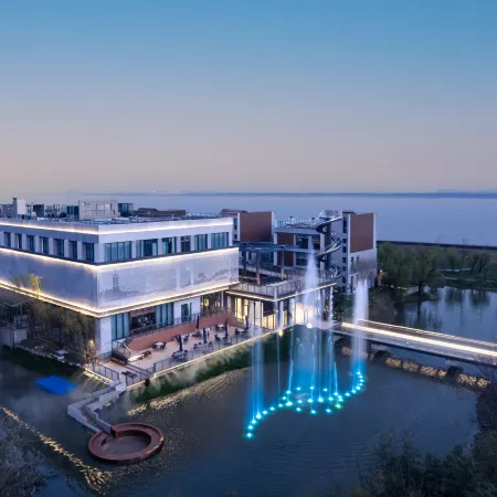 QIANTANG BRIGHT MOON RESORT HAINING