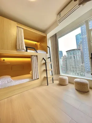 Hongya Riverside Hostel Hotels in 