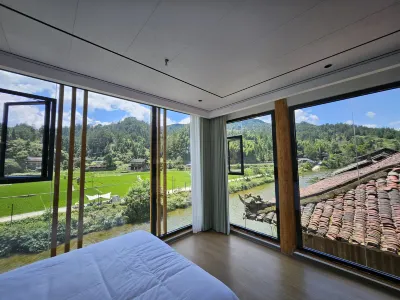 Xiaodanjiang Miao Village Riverside Panorama Homestay