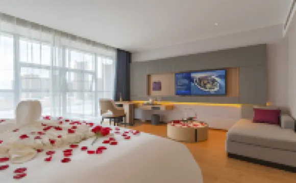 Lavande Hotel (Kunming Haile World Changhong West Road Subway Station) Hotels in Century City area