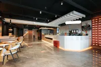 UNIQUE ESPORTS HOTEL