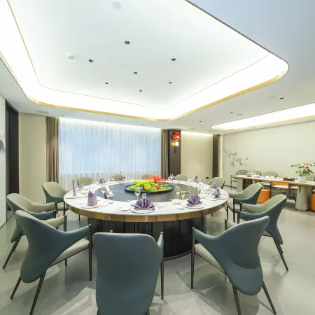 Fuchun Hotel