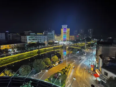 Yangguang Hotel Отели в г. Пинхэ