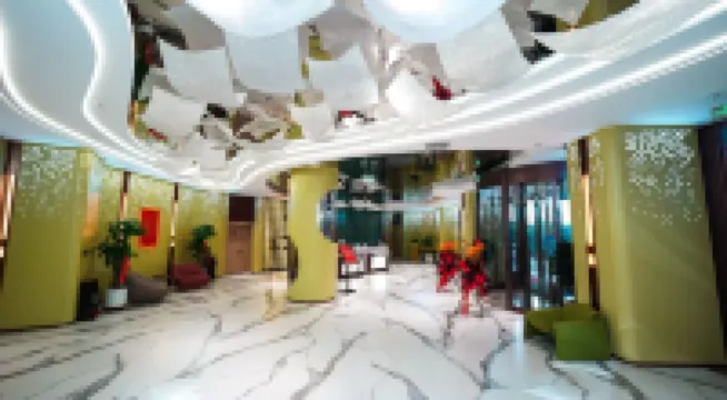 Xingyue Hotel (Zhongwei City Haiyuan County Bus Station)