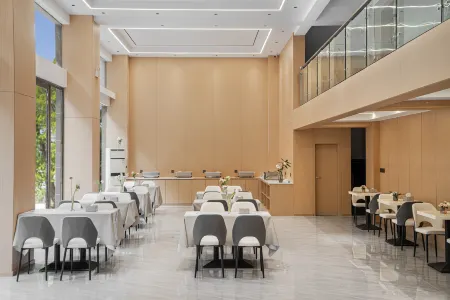 Emei Mountain Pengyue Private Soup Vacation Stay Отели рядом со станцией Emei Railway Station