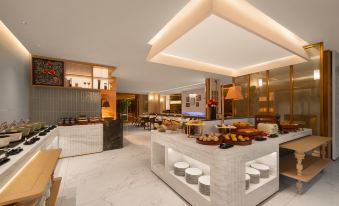 Shenyang North Station Zhongjie Madison Hotel