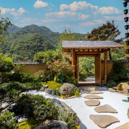 Mountain House | Vacation Apartment (Zhongnan Mountain Village)