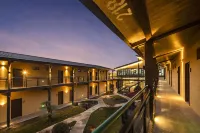 Yunmanjianye  Hotel - Pet friendly