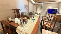 Jiuzhou Fangyuan Hotel(Yichang Wanda Binjiang Store)