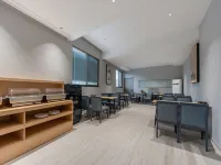 YueLongWan Holiday Hotel - sarapan