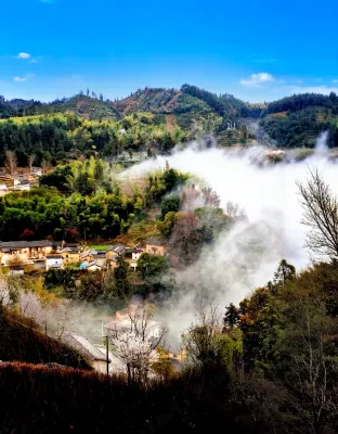 Cloud-Veiled Mountain Realm Retreat, Lishui Songyang