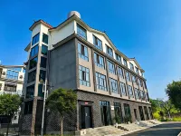 Wangfeng Mountain Residence Vacation Apartment (Xingyi Wanfenglin National Scenic Spot) - Mountain view