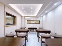 Alar Jinghe · Yazhu Hotel - 3-Star