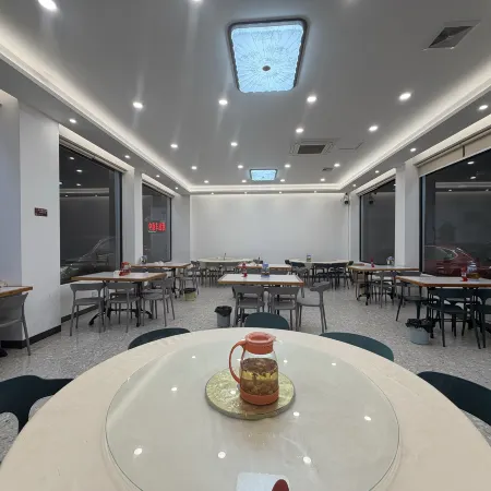 Zhixia · Summer High-End Sea View Holiday Homestay